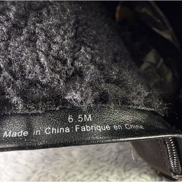 DKNY Powell Wedge Bootie Women's Black Ankle Boot Faux Shearling Size 6.5 - Picture 6 of 12